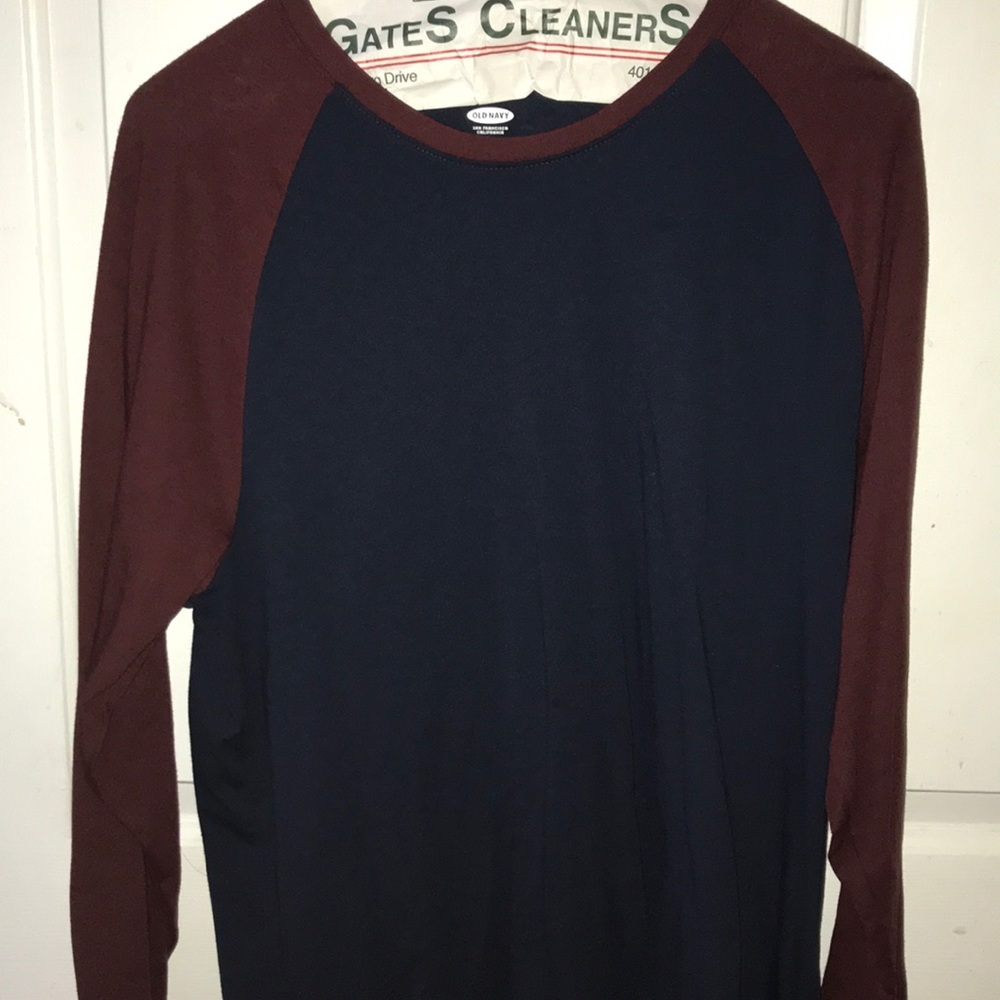 Baseball tee